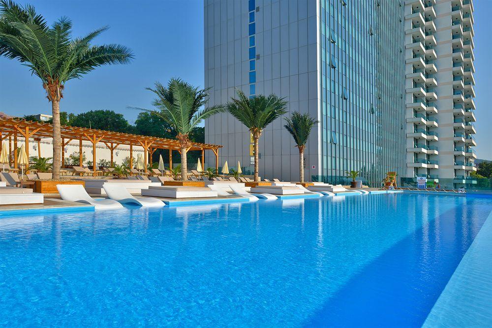 International Casino & Tower Hotel 5*